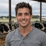 Photo of Derek L.
